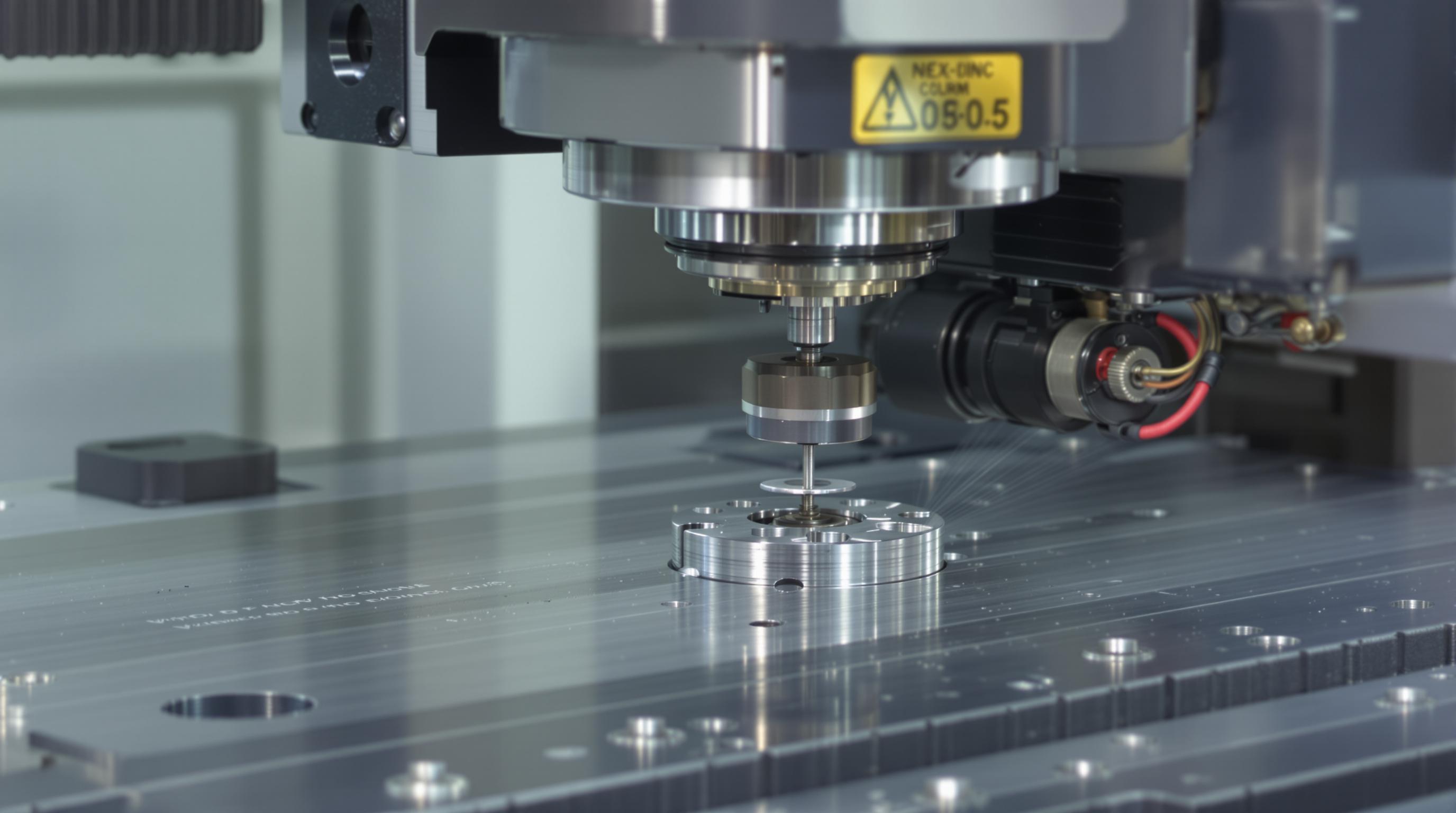 Why Aerospace Manufacturers Choose 5 Axis CNC Machines